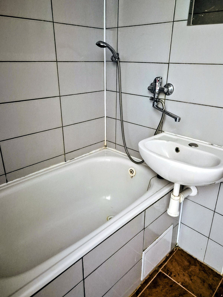 Pronájem bytu 1+1 43 m² – pohled 3
