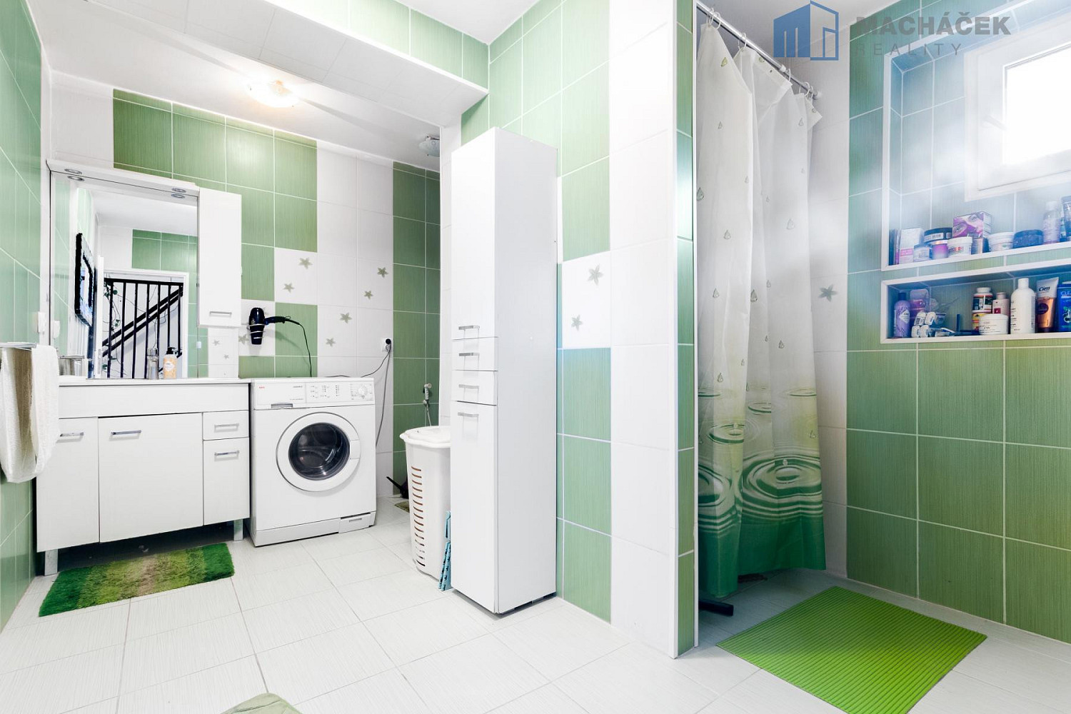 Prodej domu 252 m² s pozemkem 1 468 m² – fotografie 3