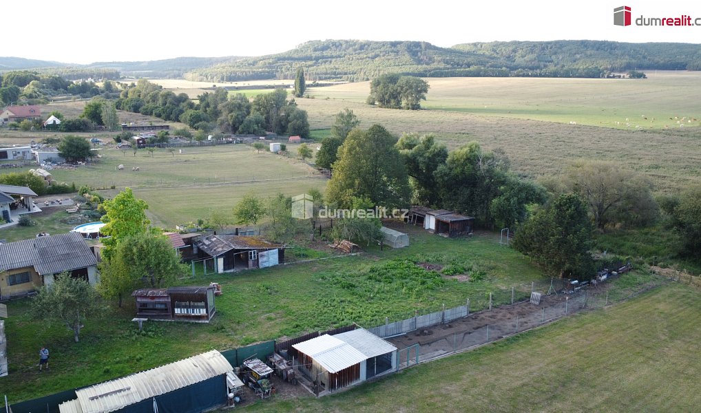 Prodej stavebního pozemku 810 m², Vroutek – náhled fotky 21
