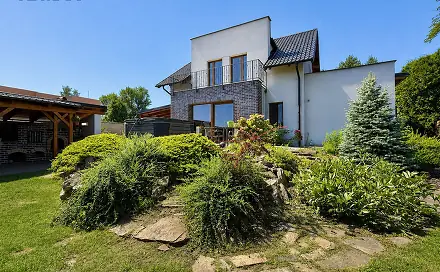 Prodej domu 144 m² s pozemkem 690 m², Školská, Cerhenice, okres Kolín