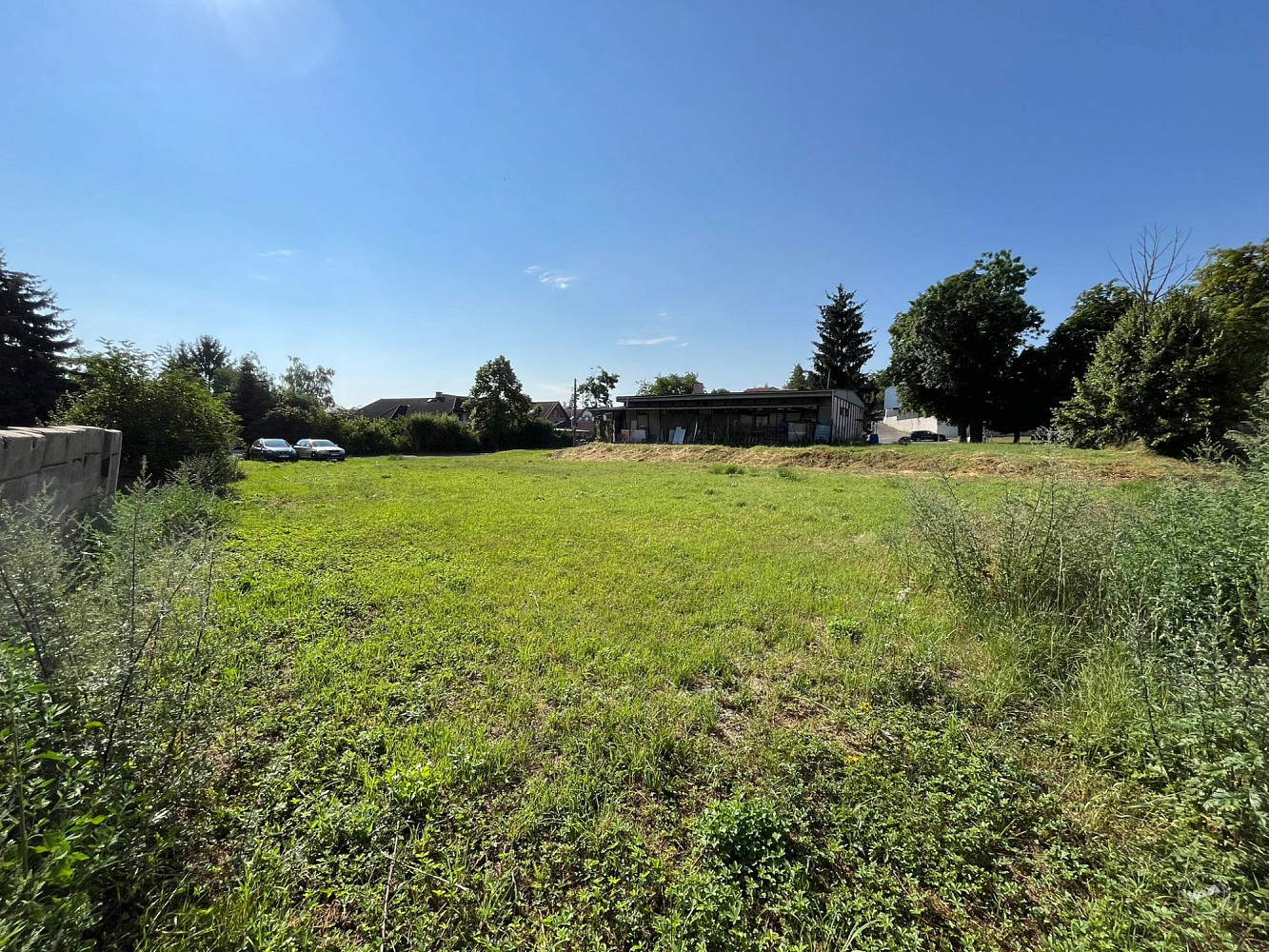 Prodej stavebního pozemku 2 200 m²