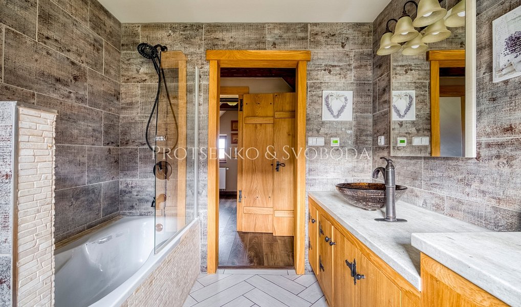 Prodej domu 230 m² s pozemkem 4 310 m², Horní Brusnice – náhled fotky 20