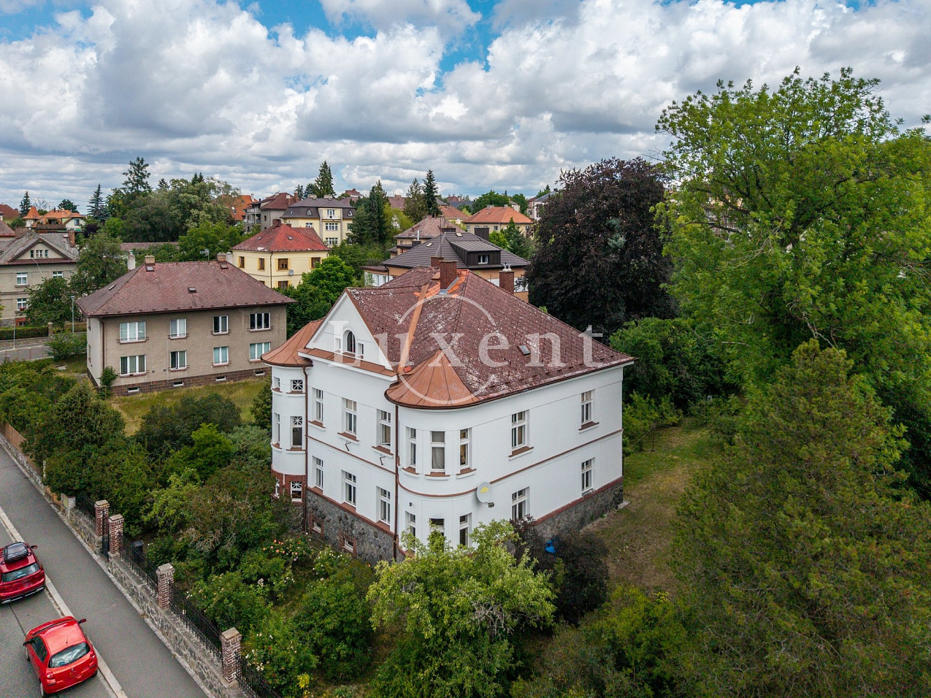 Prodej domu 256 m² s pozemkem 1 475 m² – fotografie 2