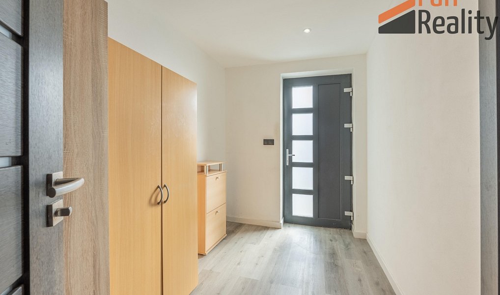 Prodej domu 210 m² s pozemkem 3 132 m², Štěchovice – náhled fotky 35