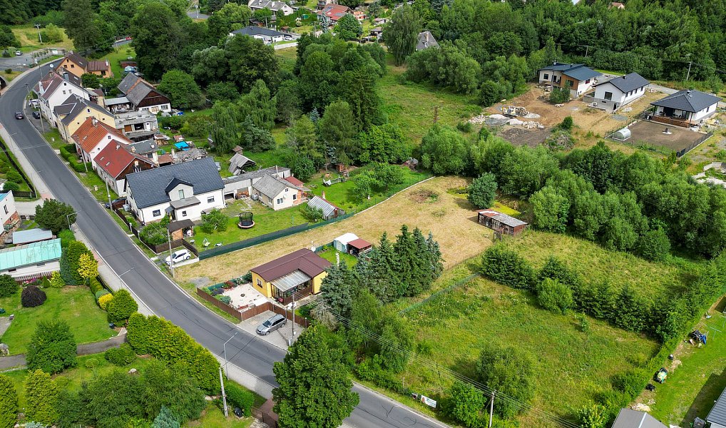 Prodej stavebního pozemku 1 570 m², Valy – náhled fotky 17