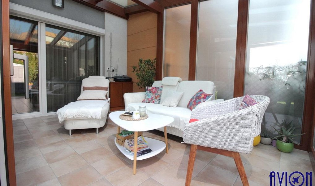 Pronájem domu 142 m² s pozemkem 347 m², Praha – náhled fotky 10