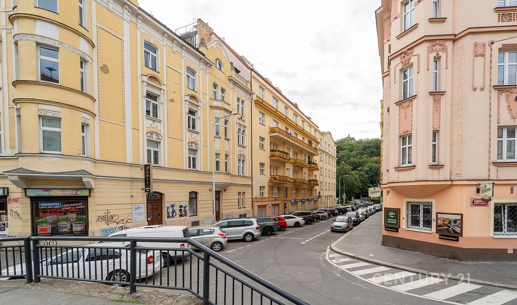 Prodej bytu 3+1 93 m², Praha – náhled fotky 32