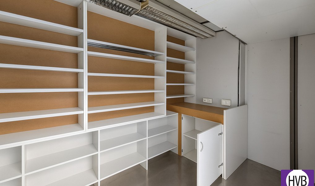 Prodej obchodních prostor 10 m², Praha – náhled fotky 2