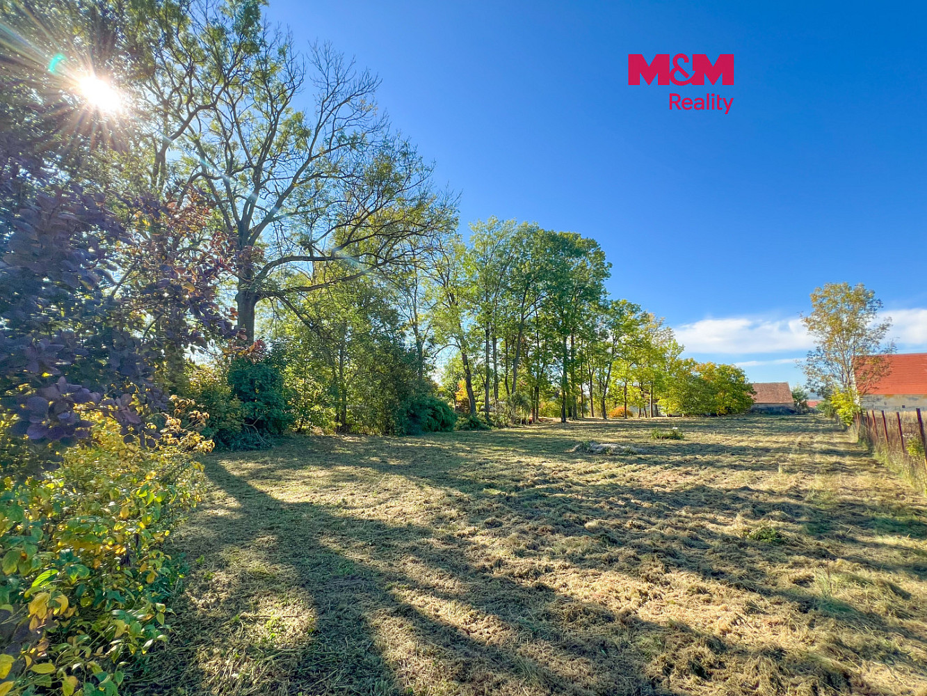Prodej stavebního pozemku 3 877 m²