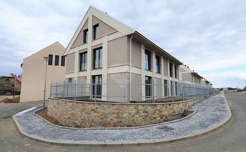 Pronájem bytu 2+kk 117 m², Ke Tvrzi, Praha 10 - Královice