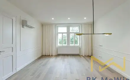 Pronájem bytu 4+kk 107 m²