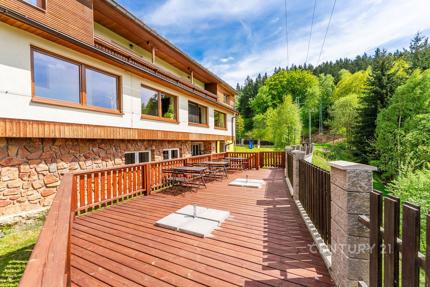 Prodej ubytovacího objektu 578 m² – fotografie 3