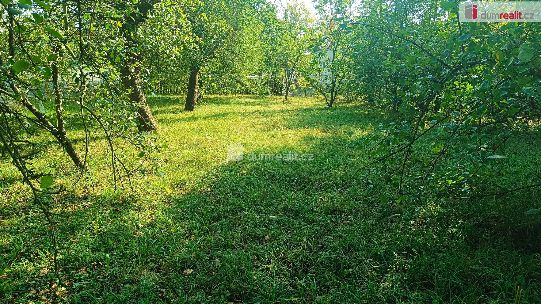 Prodej stavebního pozemku 759 m² — photo 3