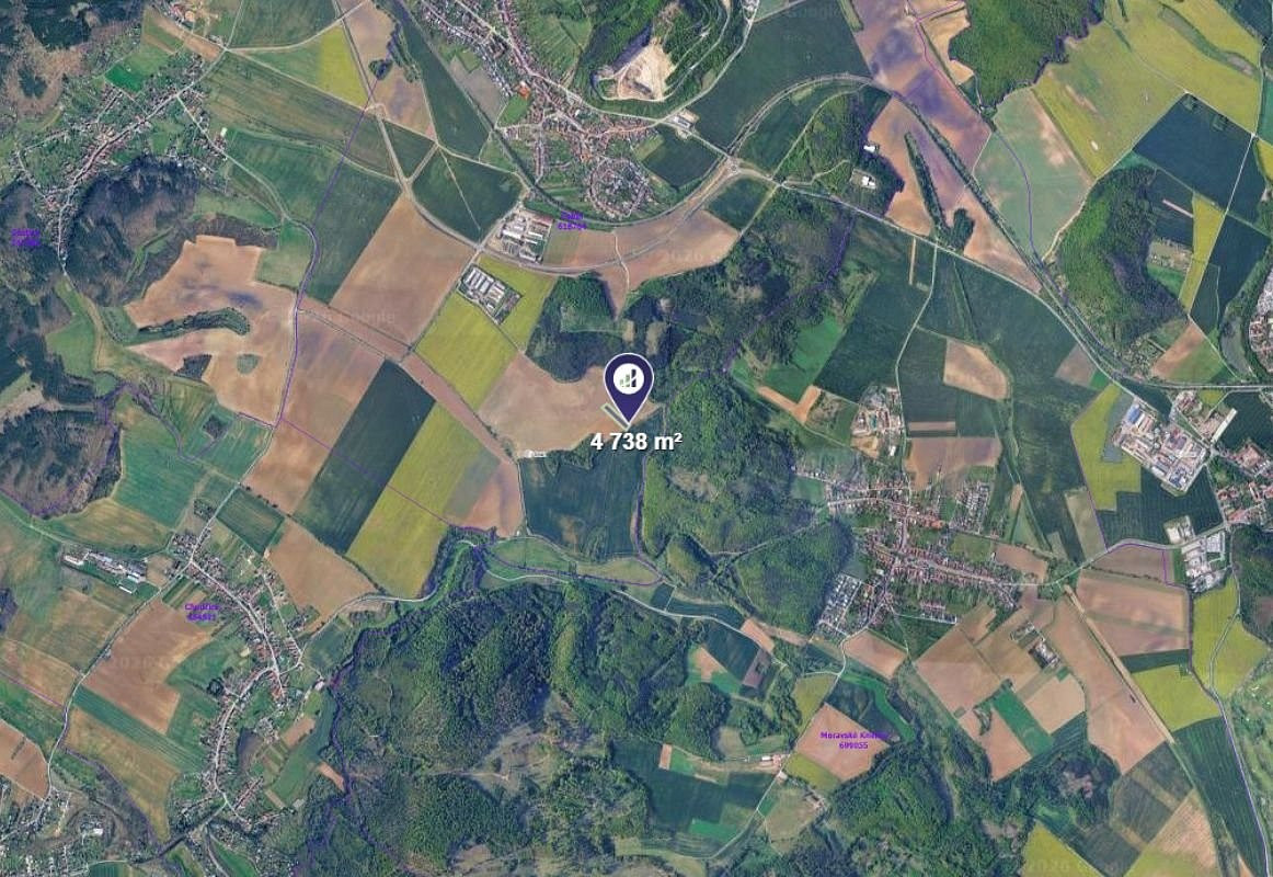 Prodej pole 4 738 m² – fotografie 2
