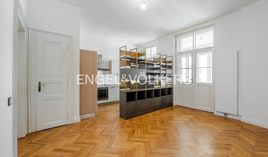Pronájem bytu 3+1 138 m², Praha – náhled fotky 5