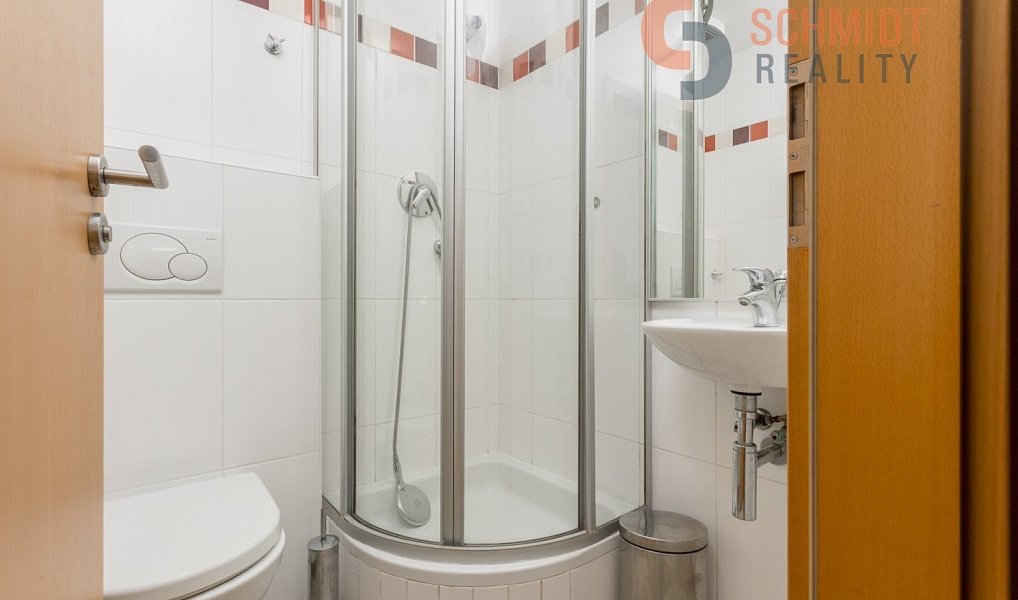 Prodej ubytovacího objektu 576 m², Brno – náhled fotky 11