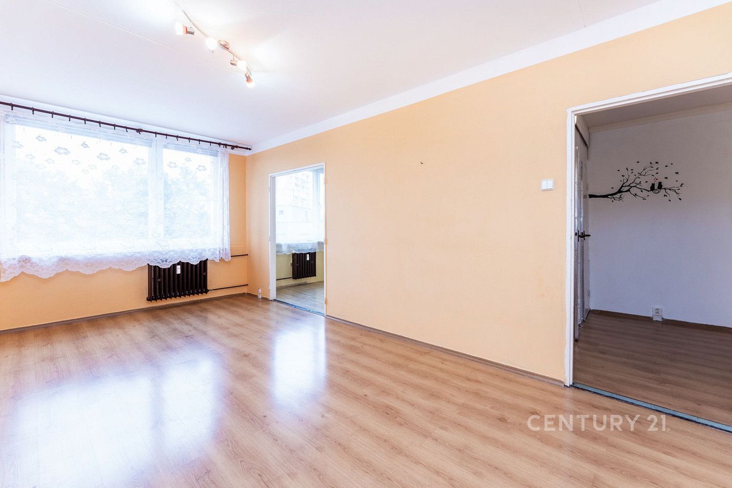 Pronájem bytu 3+1 65 m² — photo 2