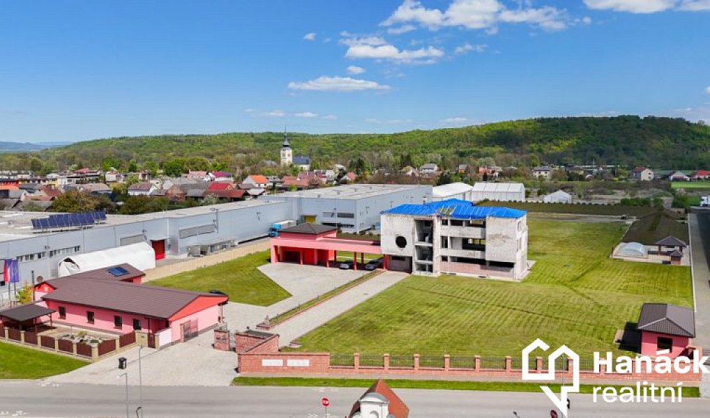 Prodej komerčního pozemku 13 670 m², Moravičany – náhled fotky 12