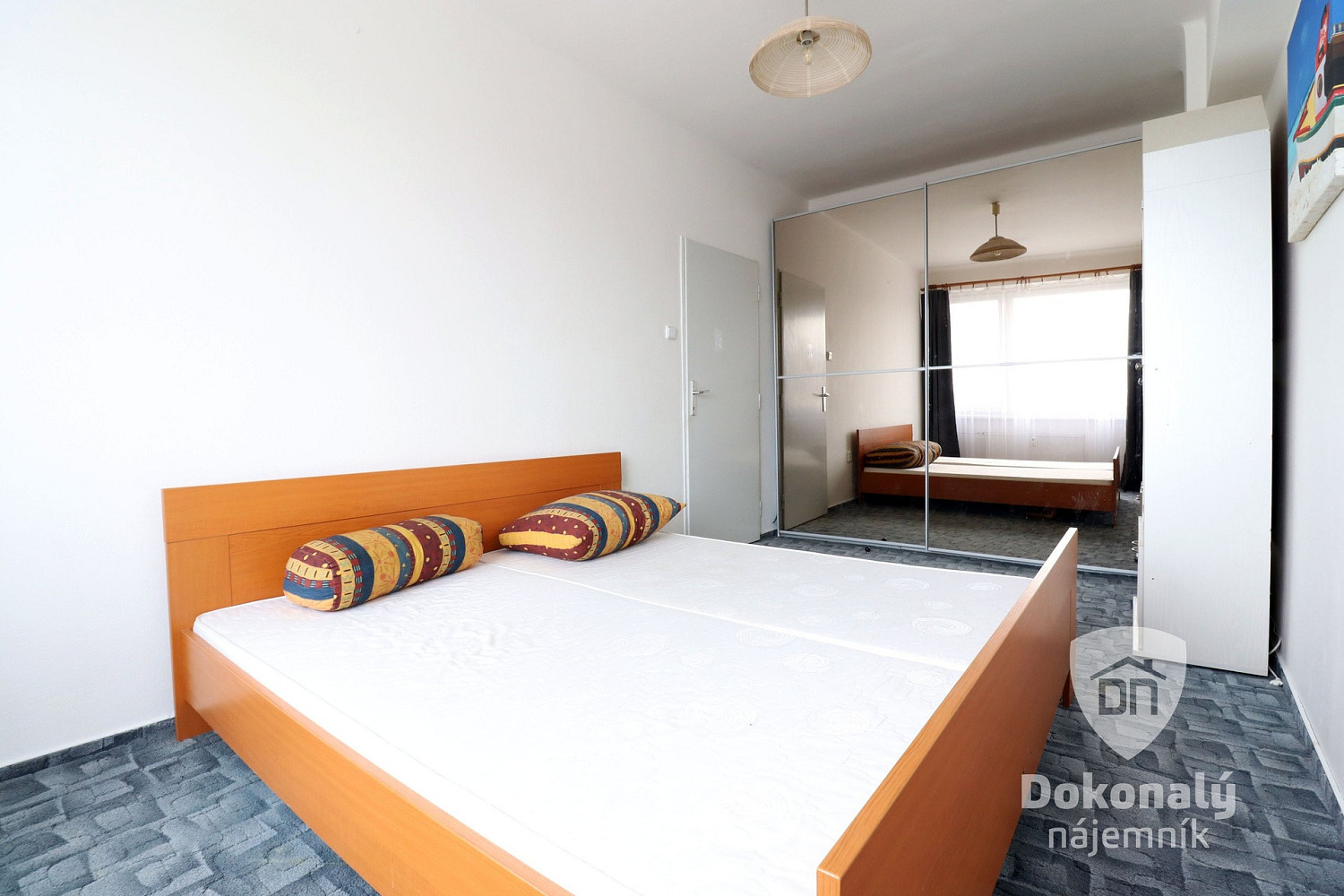 Pronájem bytu 2+kk 49 m² — photo 3