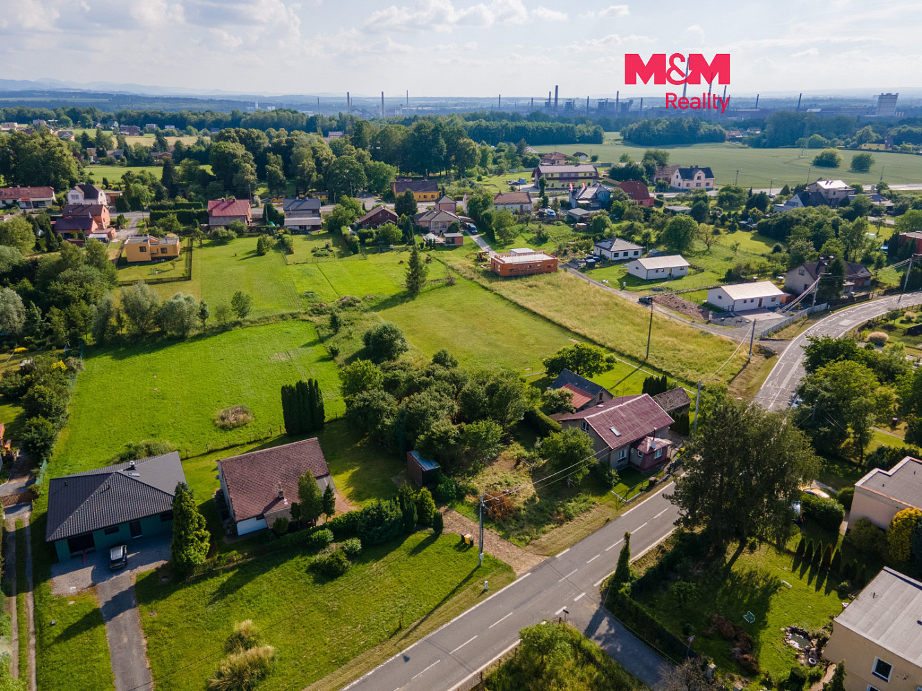 Prodej stavebního pozemku 1 900 m²