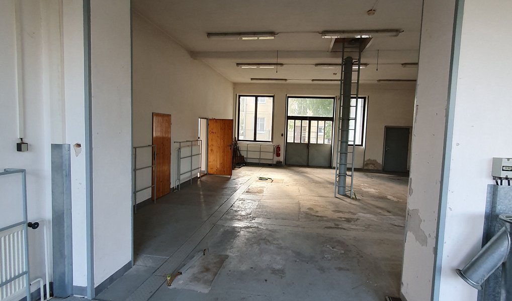 Prodej obchodních prostor 350 m², Strážnice – náhled fotky 10