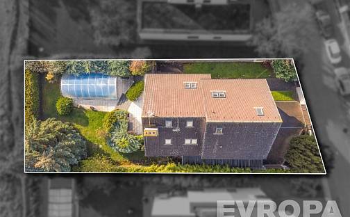 Prodej domu 400 m² s pozemkem 769 m², Armádní, Praha 6 - Suchdol, okres Praha