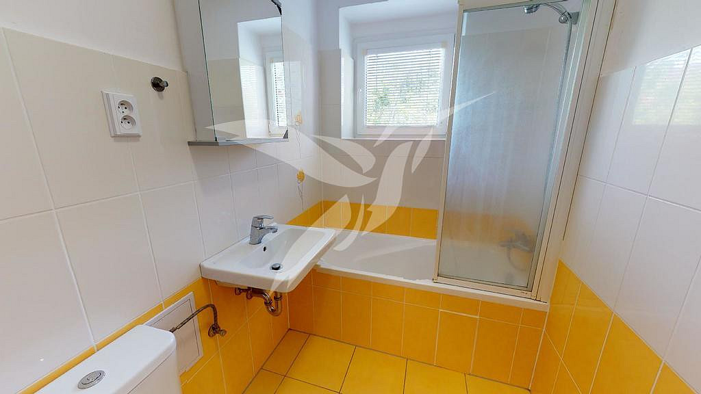 Pronájem bytu 2+1 48 m² — photo 3