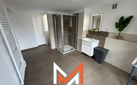 Pronájem bytu 1+kk 35 m², Husovo náměstí, Náchod