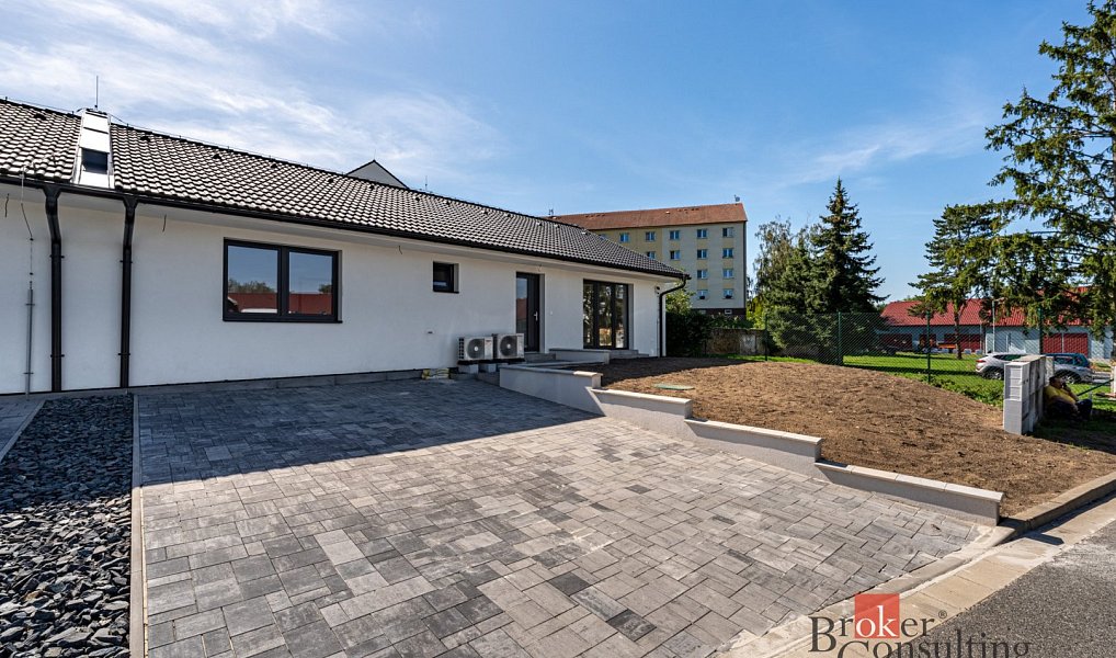 Prodej domu 97 m² s pozemkem 260 m², Chvaletice – náhled fotky 2