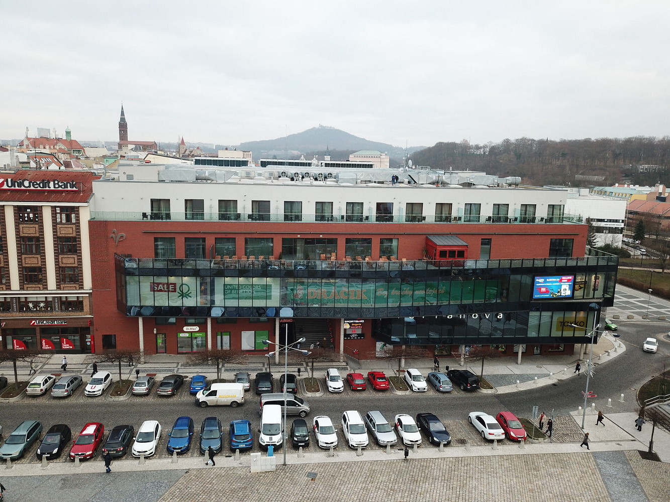 Pronájem obchodních prostor 70 m² – fotografie 3