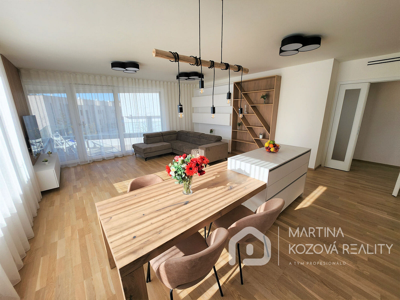 Pronájem bytu 4+kk 120 m² – fotografie 4