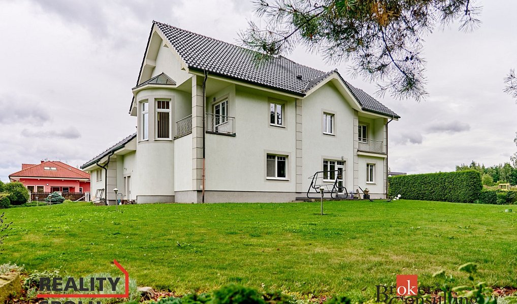 Prodej domu 550 m² s pozemkem 1 400 m², Nová Role – náhled fotky 4