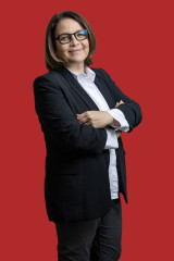 Mgr. Ilona Van Der Wal