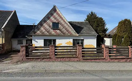Prodej domu 105 m² s pozemkem 576 m², Leskovec nad Moravicí, okres Bruntál