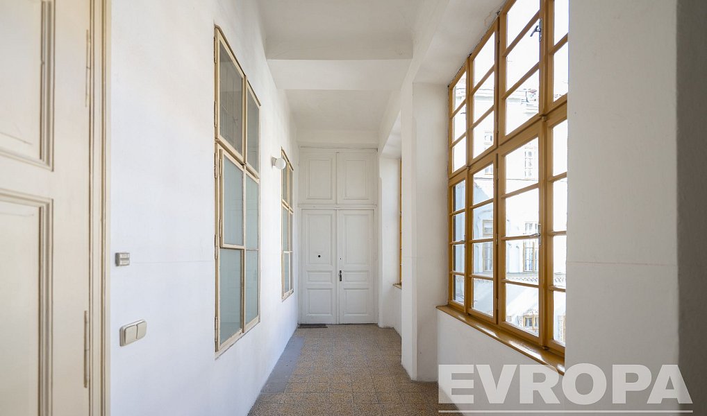Prodej bytu 2+kk 77 m², Praha – náhled fotky 21