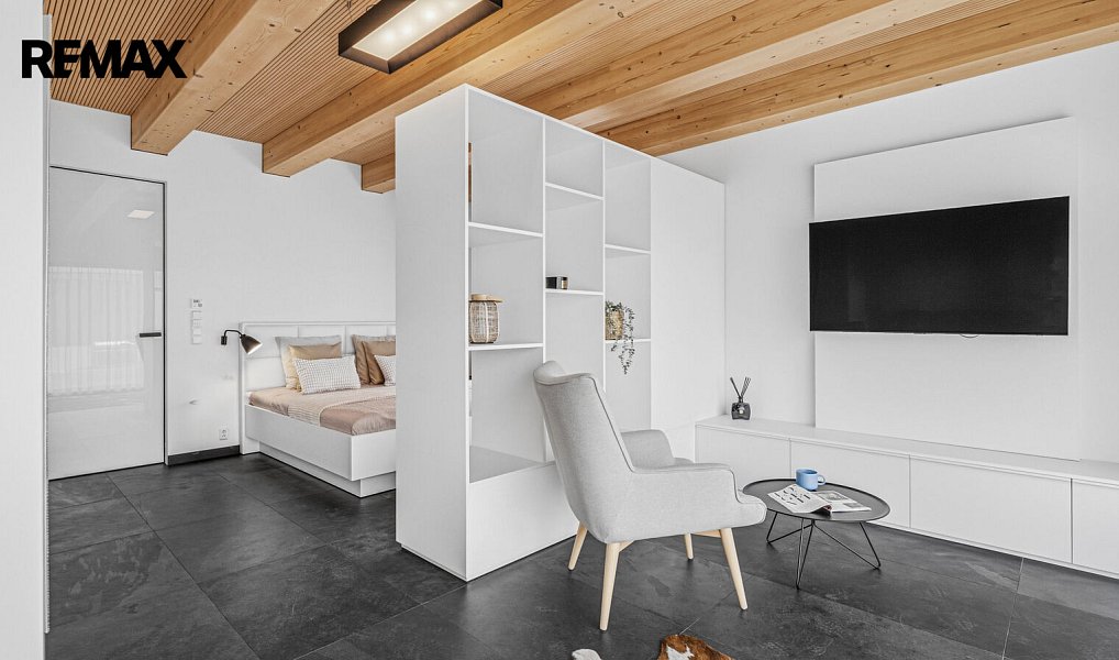 Prodej domu 486 m² s pozemkem 1 876 m², Loučná pod Klínovcem – náhled fotky 12