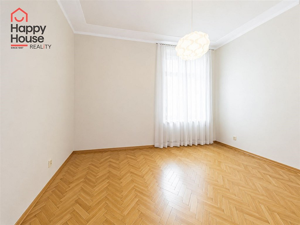 Pronájem kanceláře 65 m² — photo 4