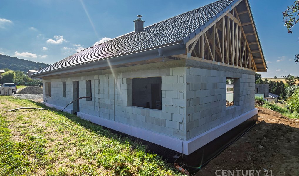 Prodej domu 131 m² s pozemkem 1 354 m², Starý Jičín – náhled fotky 3