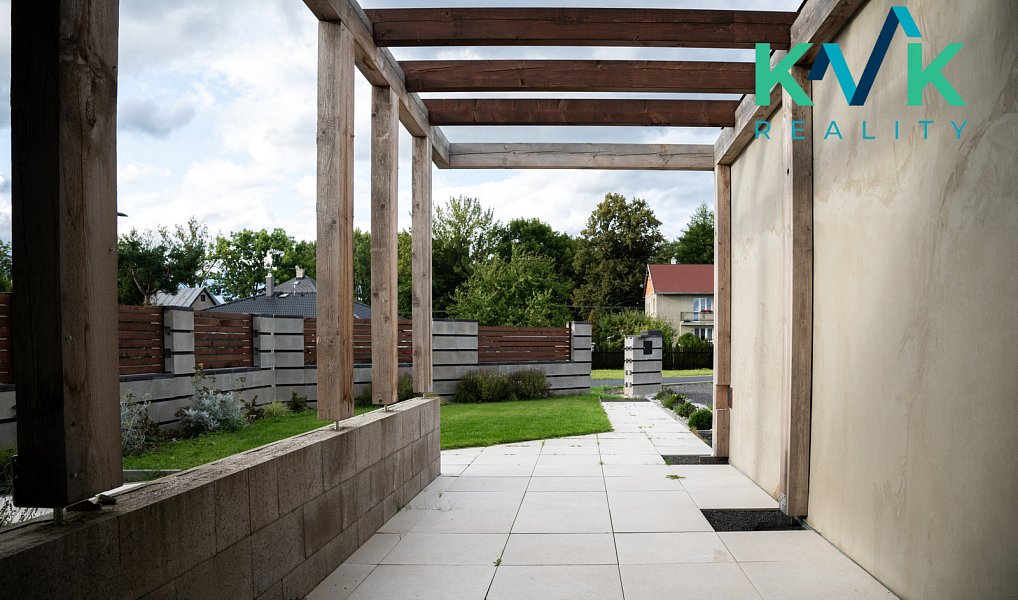 Prodej domu 228 m² s pozemkem 1 069 m², Hájek – náhled fotky 32