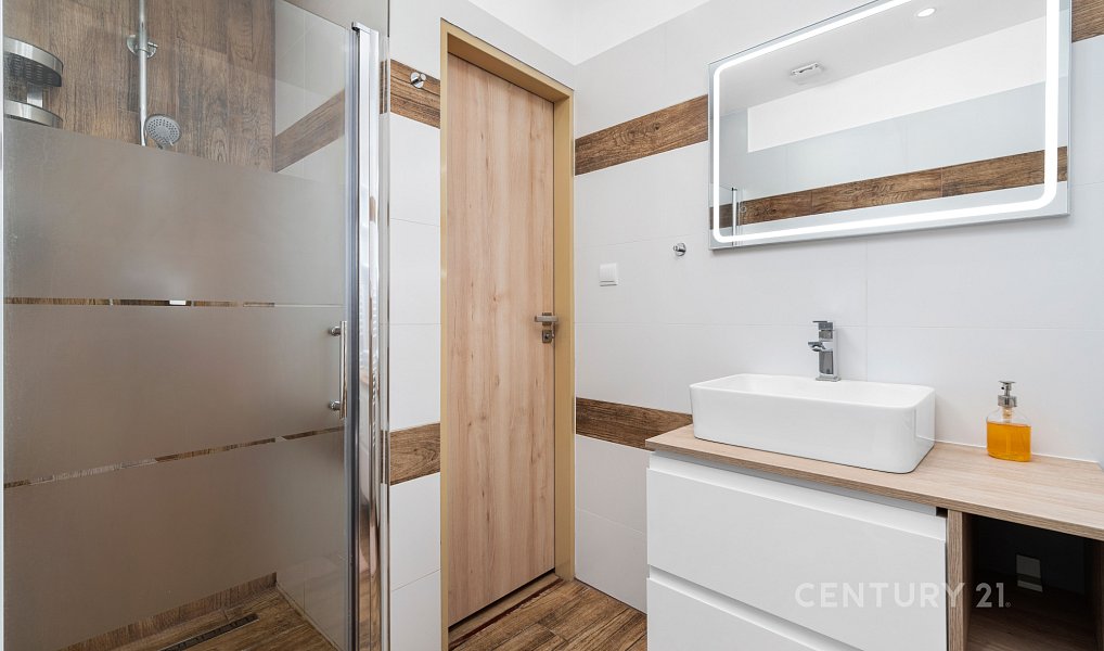 Prodej domu 190 m² s pozemkem 598 m², Želešice – náhled fotky 7
