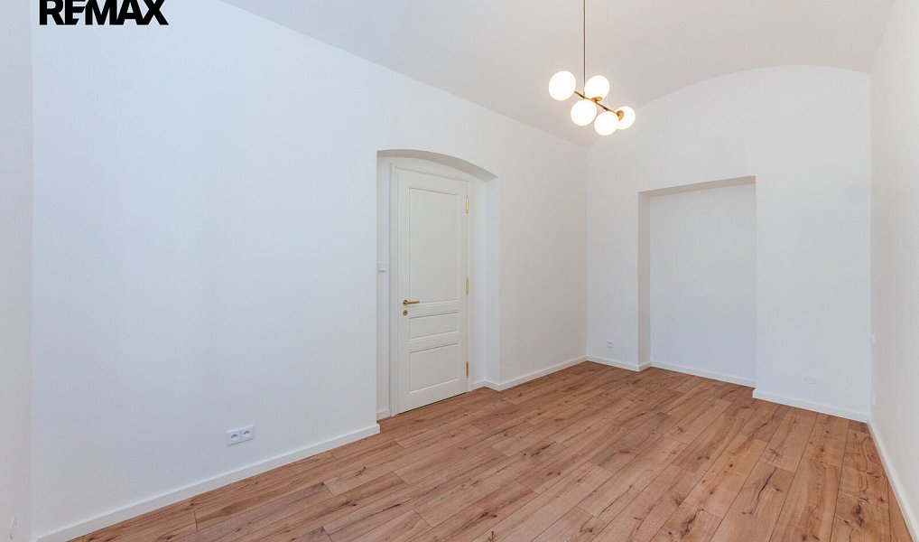 Pronájem bytu 2+kk 34 m², Praha – náhled fotky 4