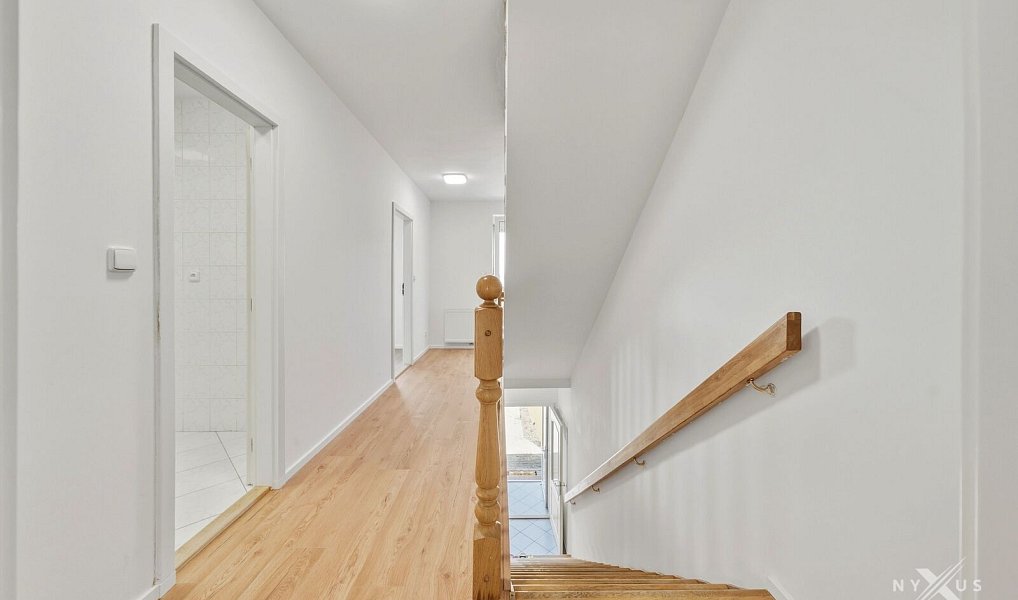 Pronájem domu 324 m² s pozemkem 287 m², Praha – náhled fotky 21