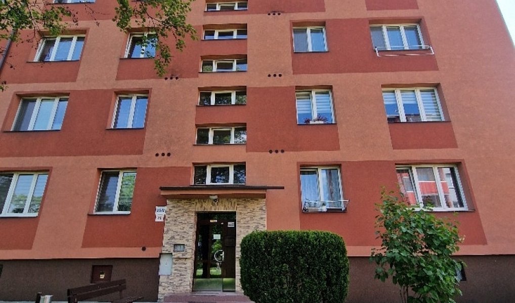 Pronájem bytu 2+1 54 m², Karviná – náhled fotky 2