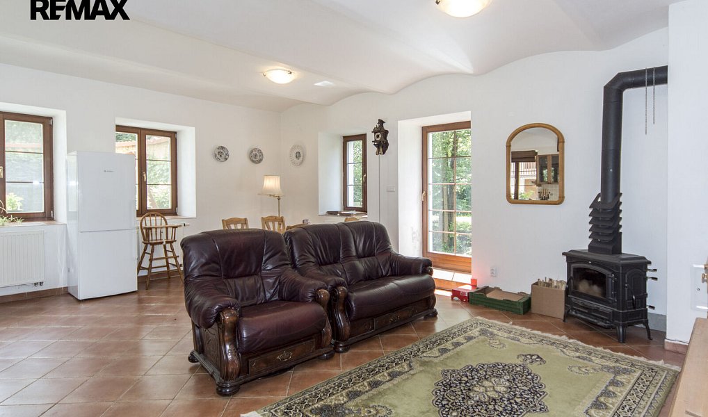 Prodej zemědělského objektu 550 m², Strmilov – náhled fotky 33