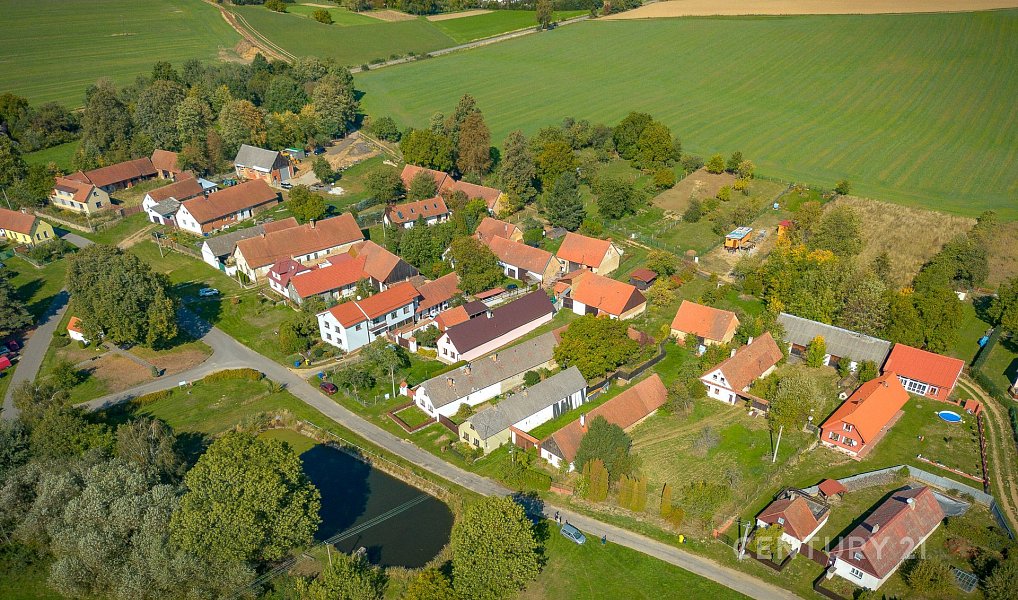 Prodej domu 117 m² s pozemkem 1 901 m², Vyklantice – náhled fotky 5