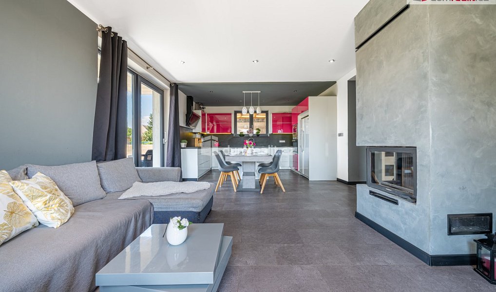 Prodej domu 159 m² s pozemkem 1 060 m², Záluží – náhled fotky 22