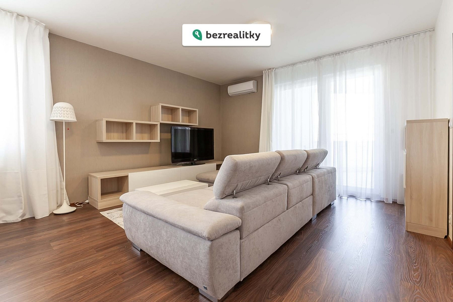 Prodej bytu 2+kk 65 m² – fotografie 3