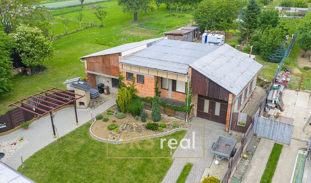 Prodej domu 226 m² s pozemkem 1 446 m², Moravany – náhled fotky 16