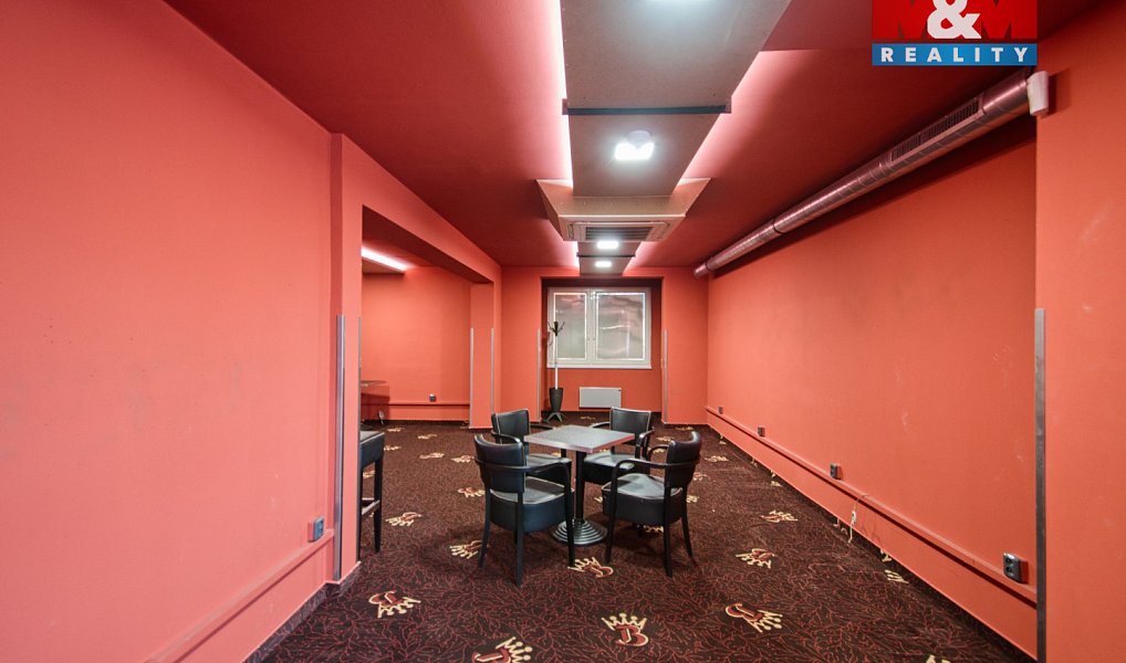 Pronájem obchodních prostor 180 m², Rožnov pod Radhoštěm – náhled fotky 14