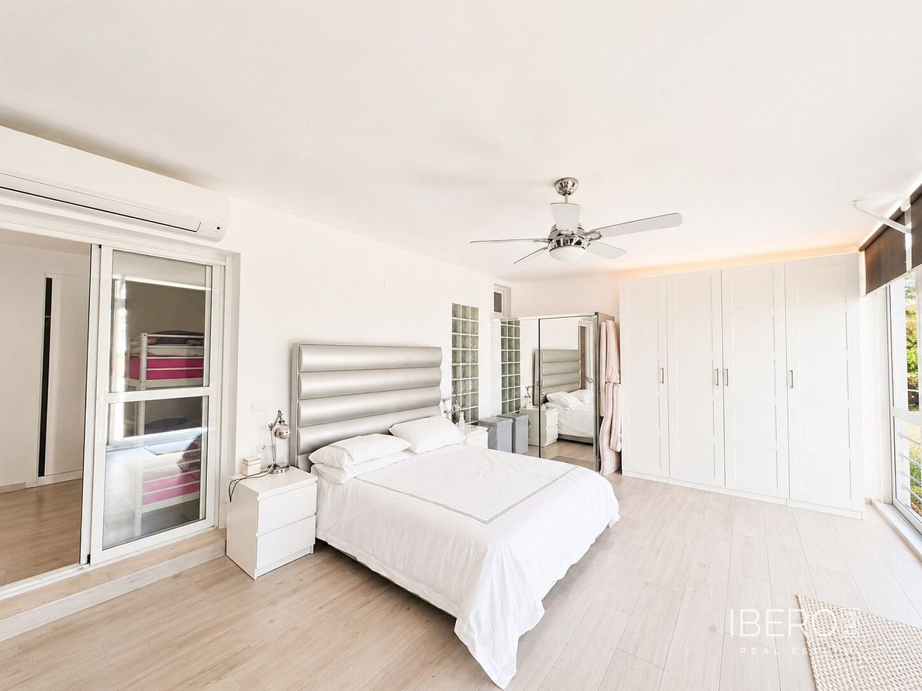 Piso 3+kk – Marbella, Nueva Andalucía - Más